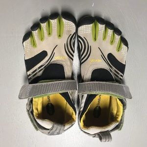 Vibram Five Fingers Shoes Women’s Komodo Sport